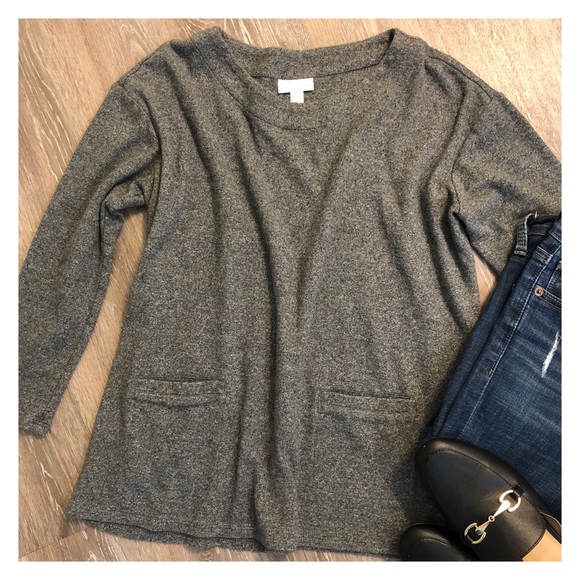 J. Jill Sweaters - 🔥HP🔥 PURE JILL Gray Sweater with Front Pockets.